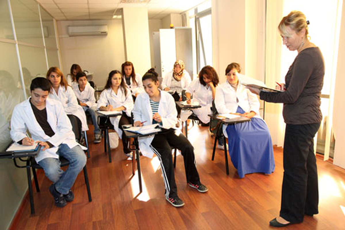 Ataşehir'de Ücretsiz Mesleki Kurslar Devam Ediyor