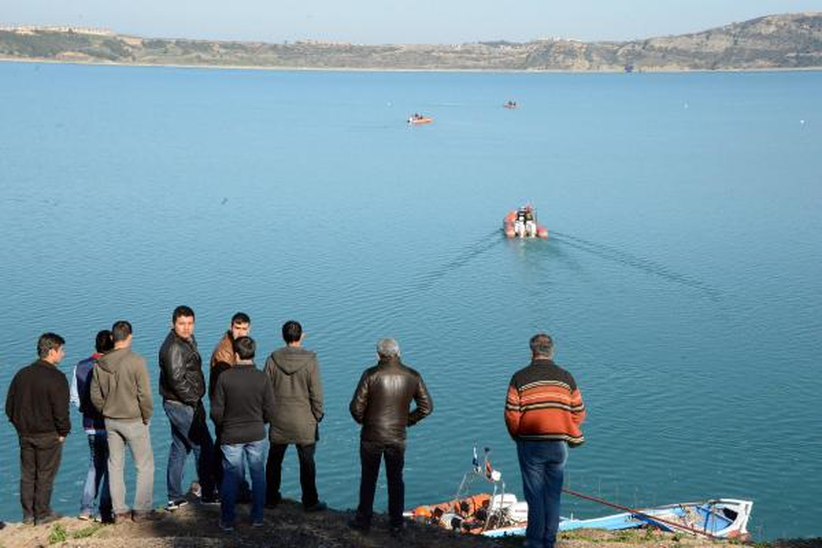 Baraj Gölündeki Aramada Umutlar Tükeniyor