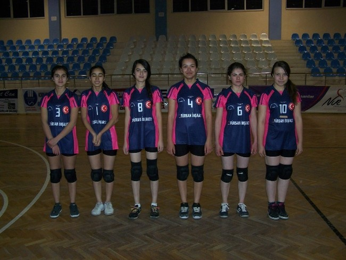 Bölgesel Lig Genç Kızlar Voleybol Ligi Maçları Başladı