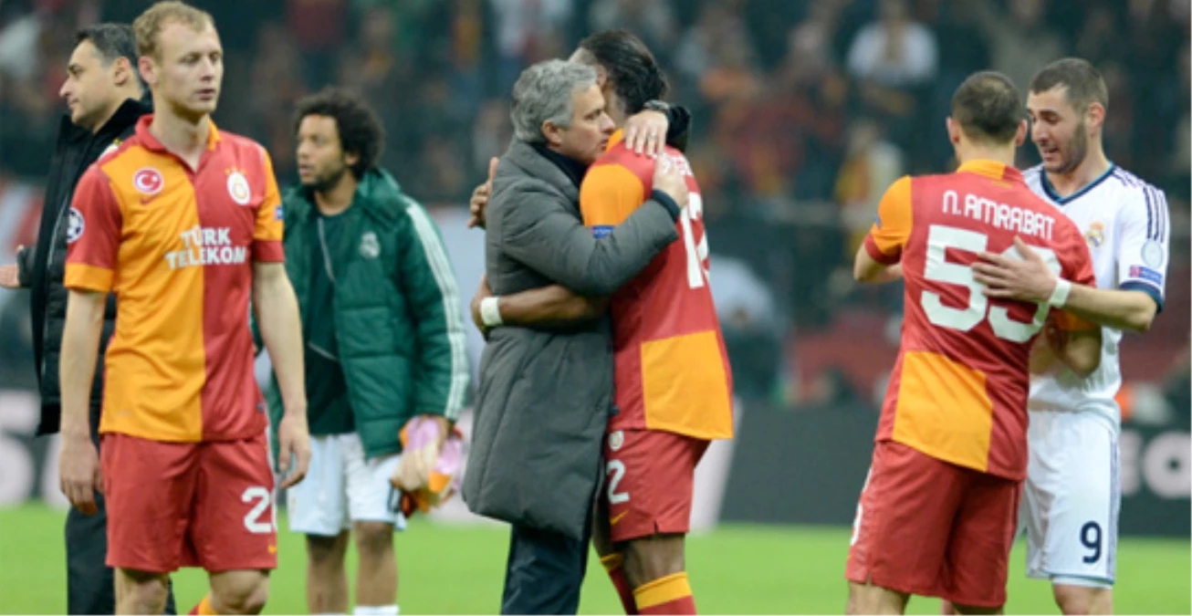 Didier Drogba, Mourinho\'ya Övgüler Yağdırdı
