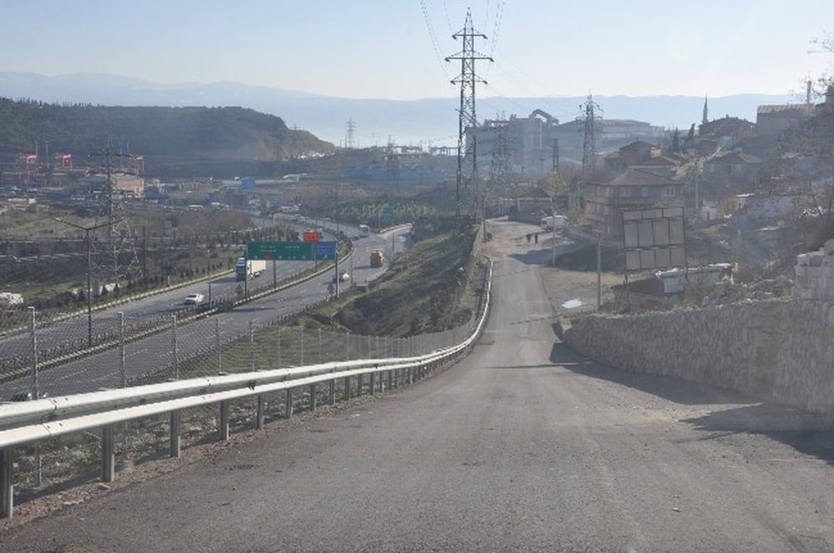 Dilovası\'nda 701 Sokak Ulaşıma Açıldı