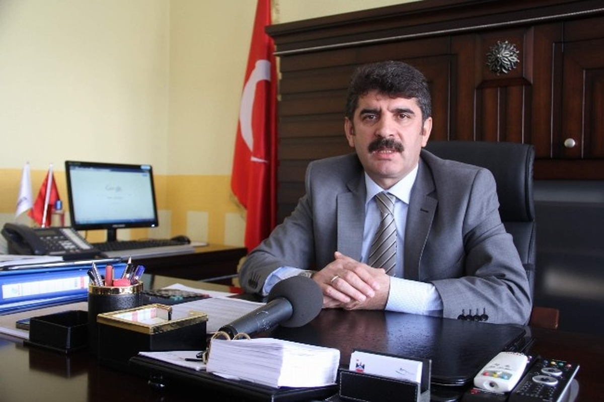 Diyarbakır\'ın Köylerinde Yol Açma Çalışmaları Sürüyor
