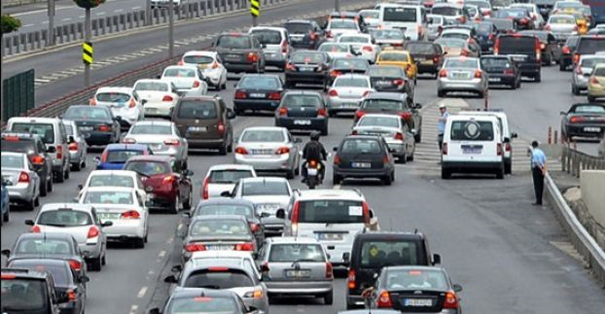 Diyarbakır ve Şanlıurfa\'da Araç Sayısı 350 Bin 193\'e Ulaştı