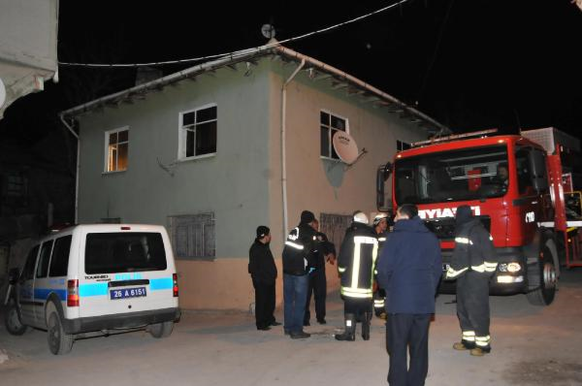 Evinde Yanarak Öldü