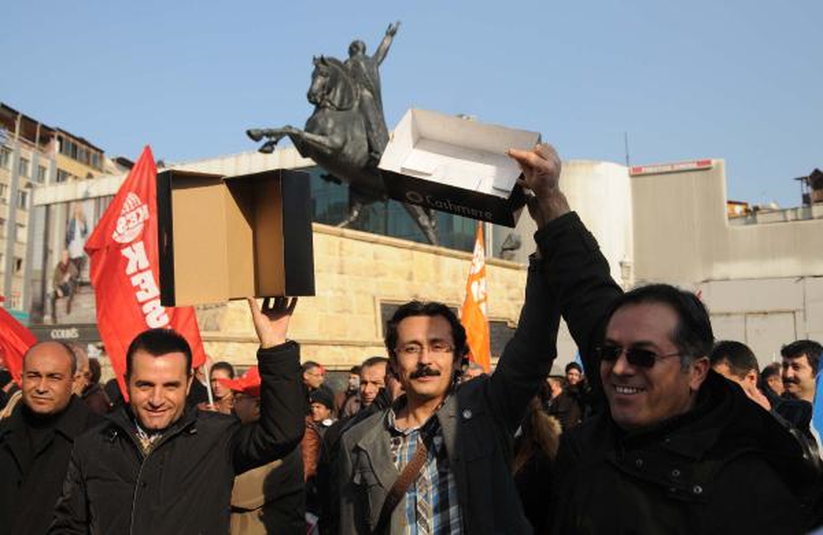 Gaziantep ve Adıyaman\'da KESK Üyelerinden Protesto Eylemi
