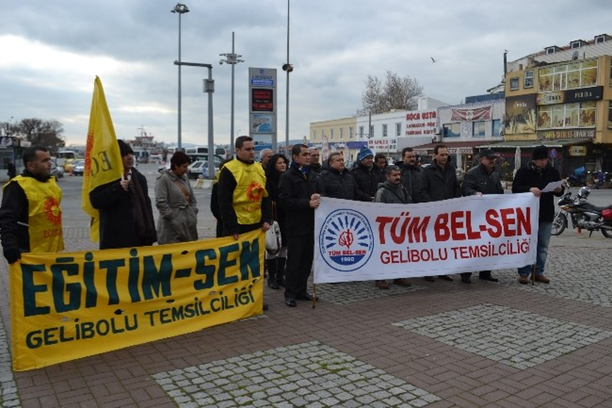 Gelibolu\'da Memurlar Grev Yaptı
