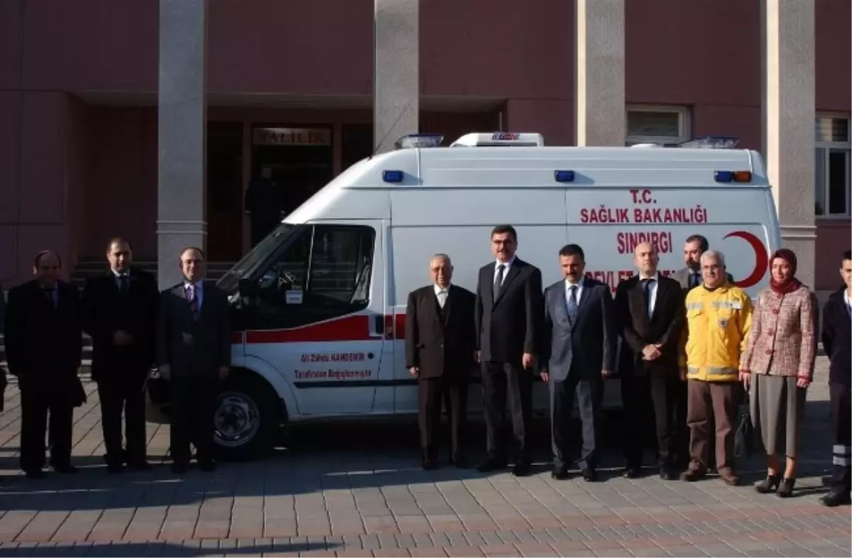 Hayırsever Vatandaştan Ambulans Bağışı