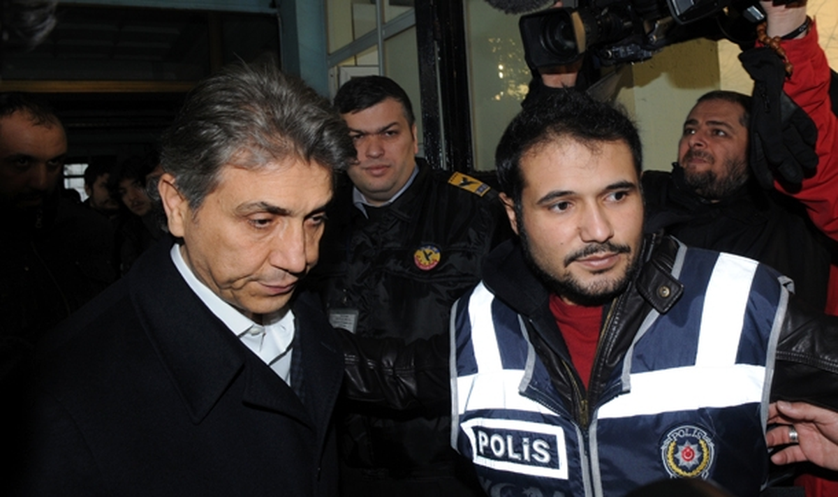 İstanbul\'da 38 Kişi Sağlık Kontrolünden Geçirildi