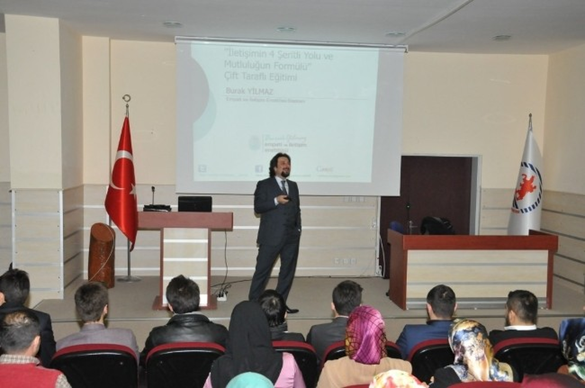 "Kendini Beğenen Yeni Şey Öğrenemez"