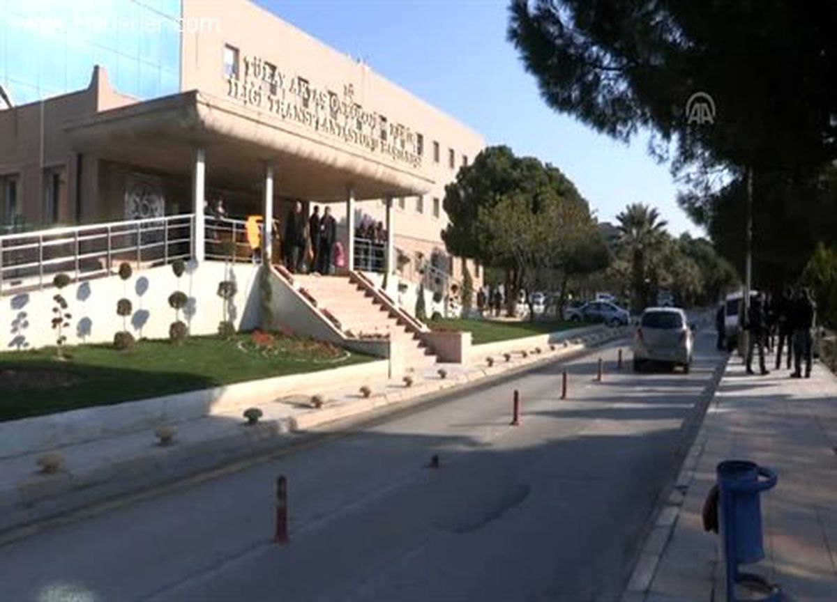 Melis bugün yeniden "doğacak" -