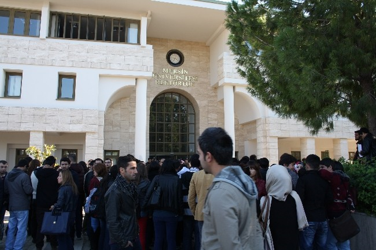 Mersin Üniversitesi\'ndeki Öğrenci Eylemi Sona Erdi