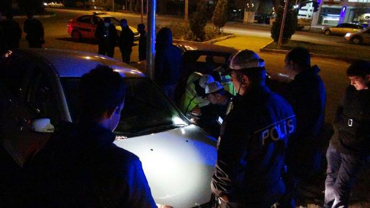 Polis Kovalamacasında 70 Kilo Esrar Ele Geçirildi