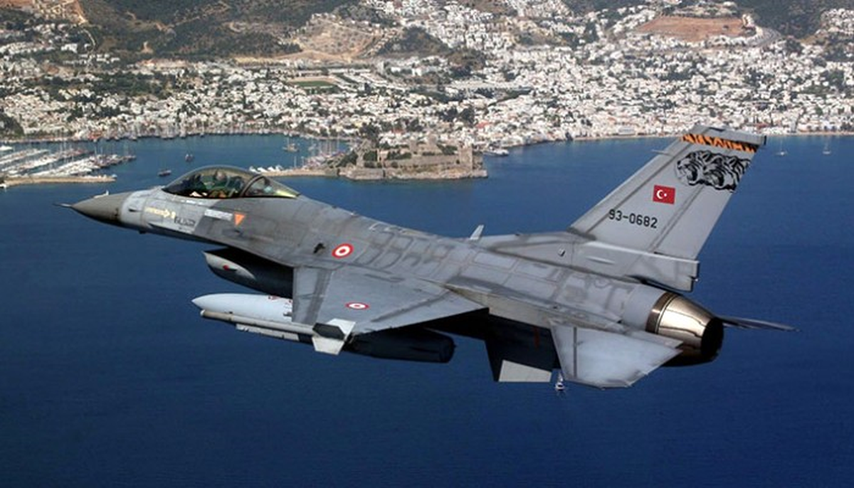 Suriye Sınırına Yine F-16\'lar Gönderildi