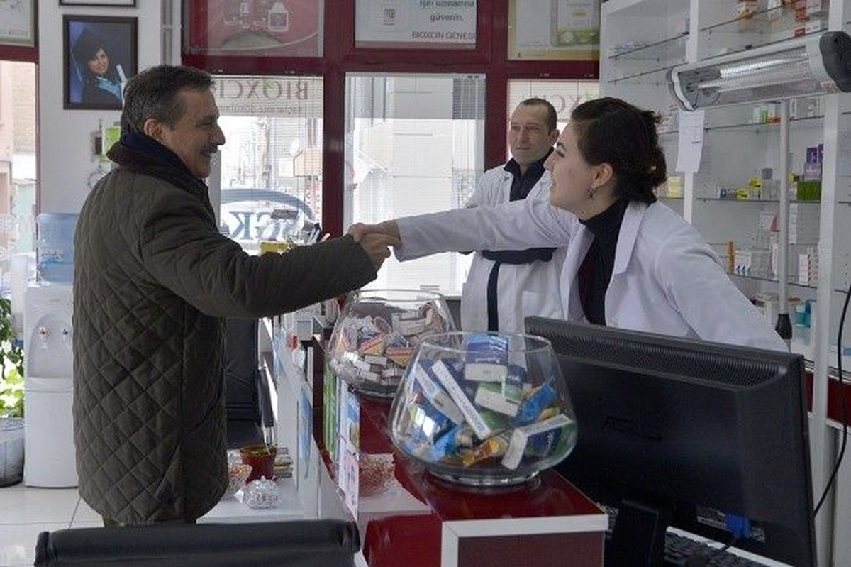 Tepebaşı Belediye Başkanı Ataç\'tan Esnaf Ziyareti