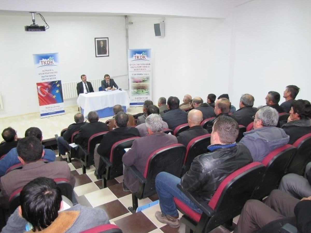 Tkdk, Makine Ekipman Hibeleri İçin Çiftçileri Bilgilendirildi