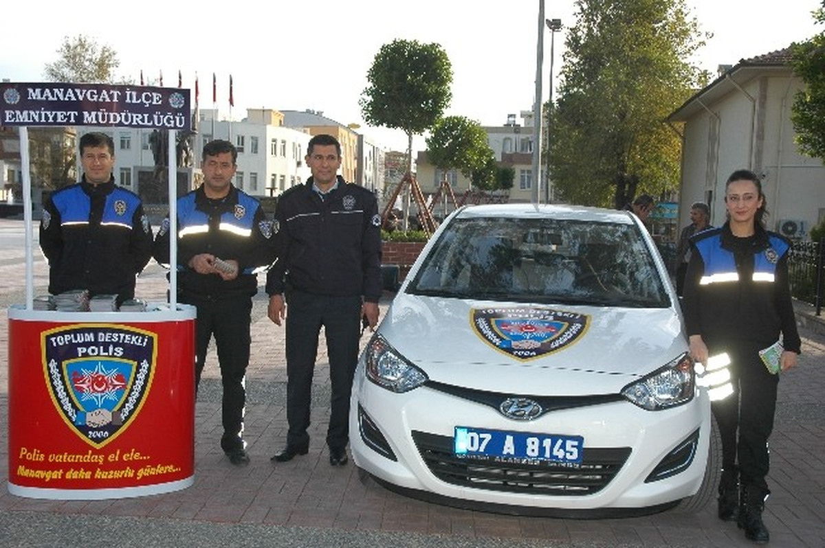 Toplum Destekli Polis Vatandaşları Bilgilendirdi