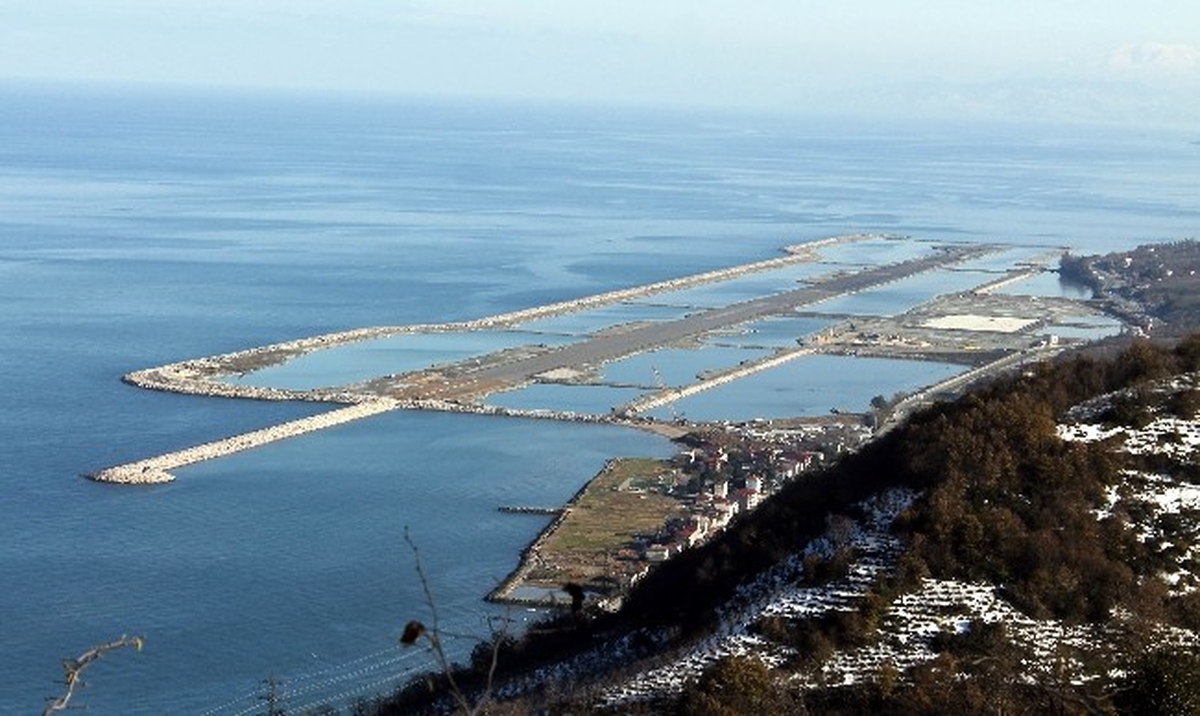 Uçmak İçin 21 Milyon Ton Taş Döküldü
