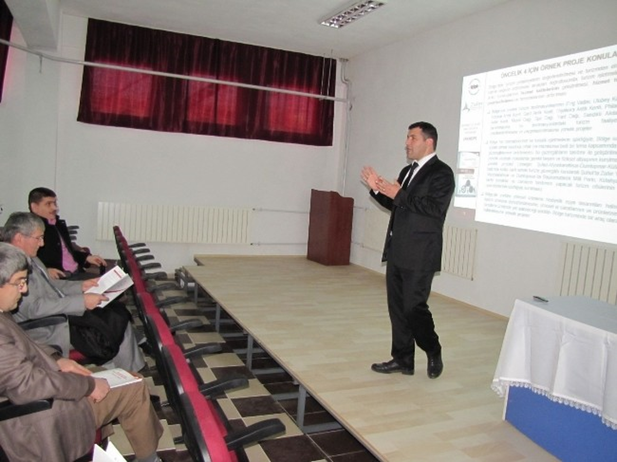 Hisarcık\'ta ZEKA Programının Tanıtım Toplantısı Yapıldı