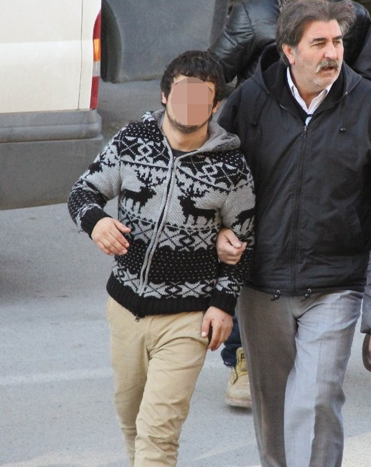 Samsun\'da 5 Ayrı Suçtan Aranan 17 Yaşındaki Genç Yakalandı