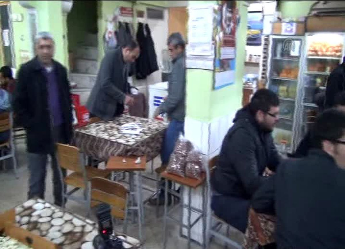 50 Kuruşluk Çaydan Çeyrek Çıktı