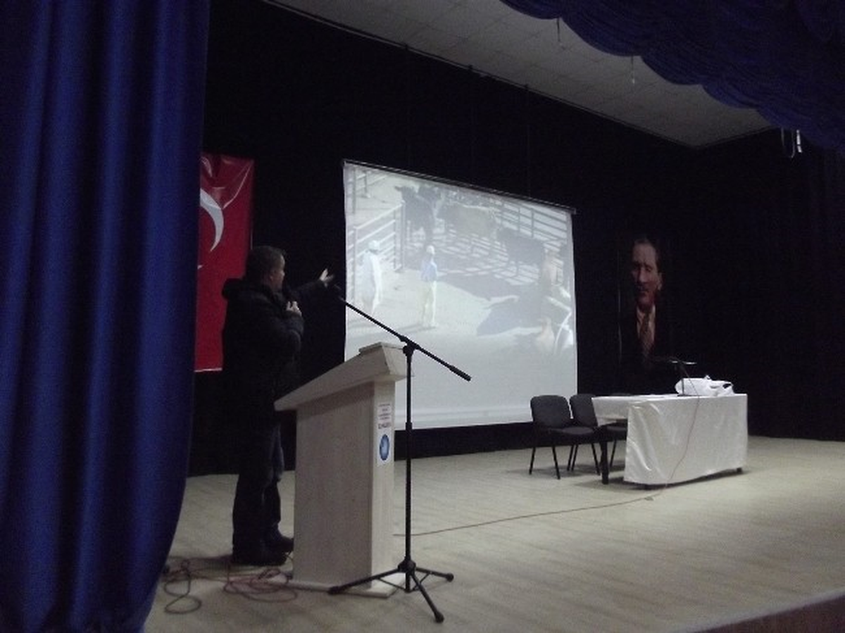 Aşkale\'de Hayvan Nakilleri Bilgilendirme Semineri