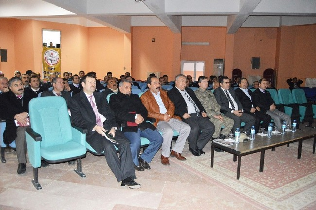 Besni\'de \'Gönül Elçileri\' Projesi Anlatıldı