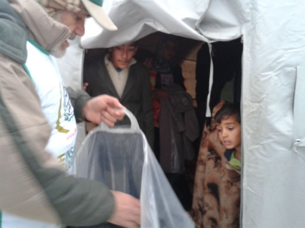 İhh Kobani\'de Yardım Dağıttı