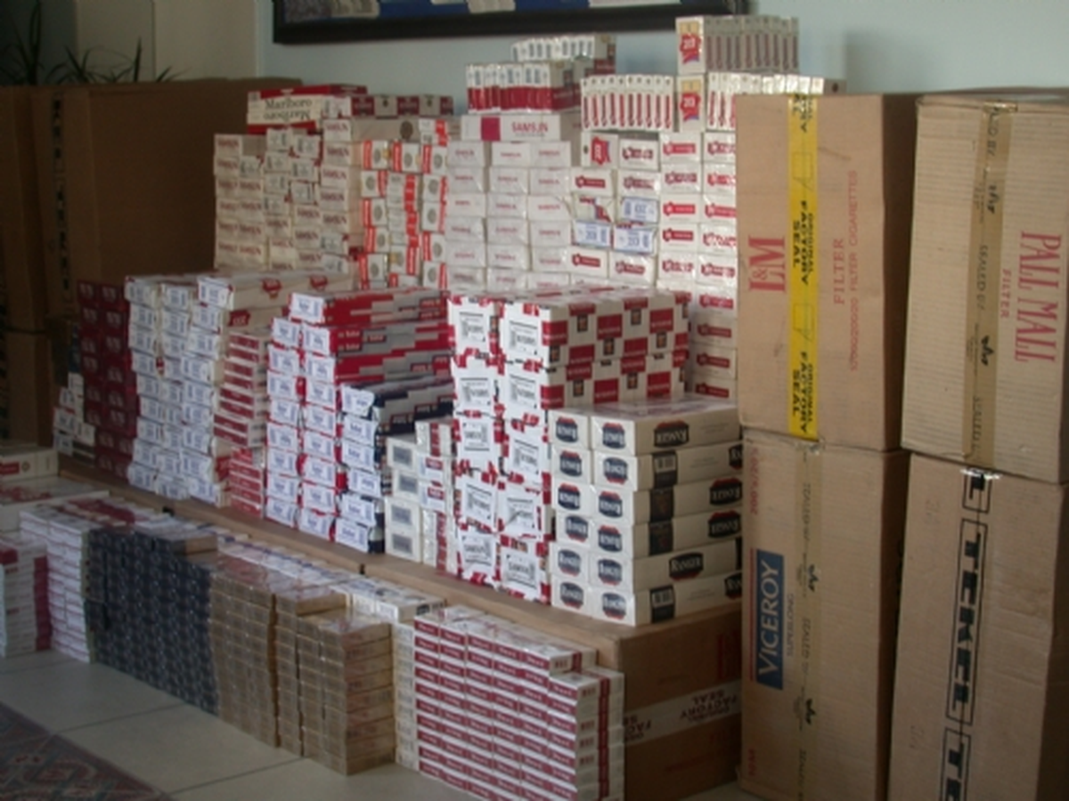 Kilis\'te 10 Bin Paket Kaçak Sigara Ele Geçirildi