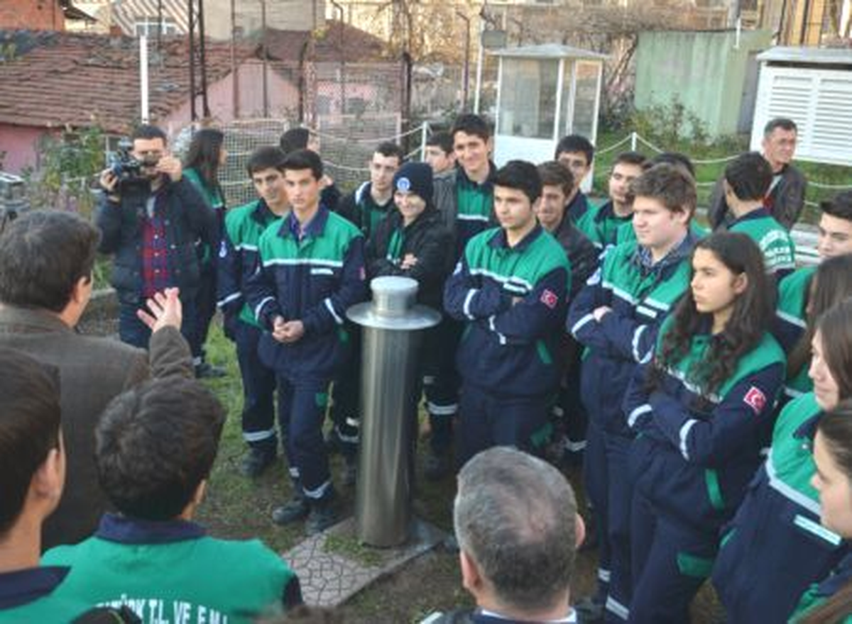Lise Öğrencilerine Yenilenebilir Enerji Sistemleri Anlatıldı