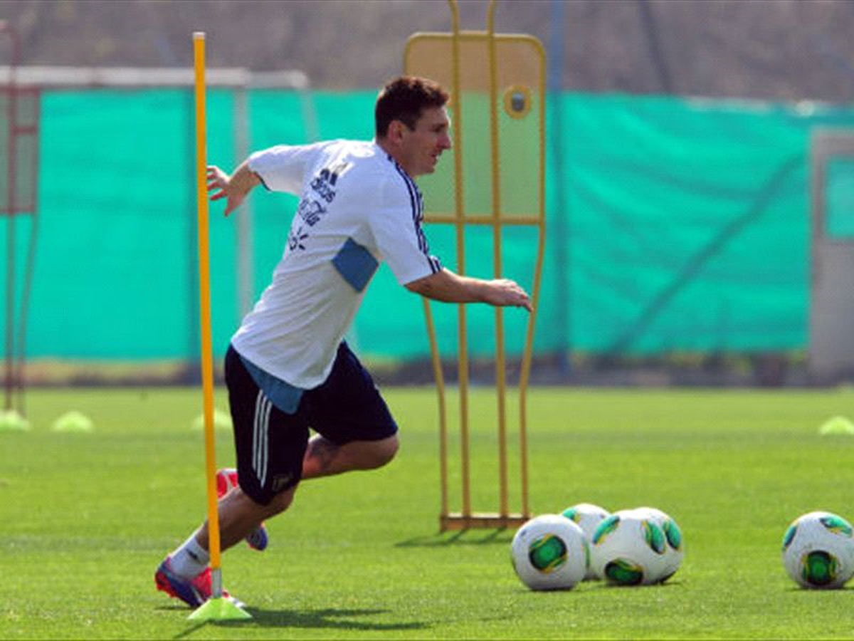 Messi\'den Barcelona\'ya İyi Haber!