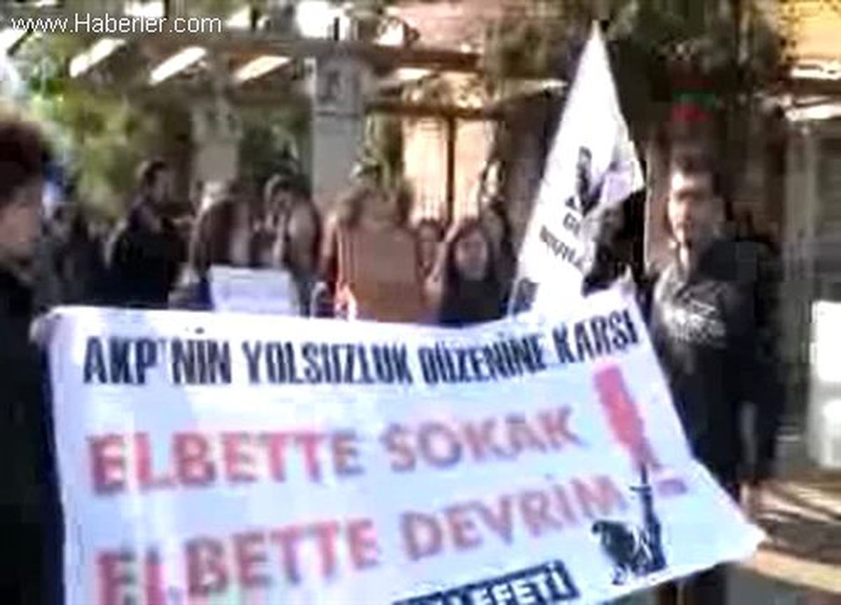 Öğrencilerden Ayakkabı Kutulu Eylem
