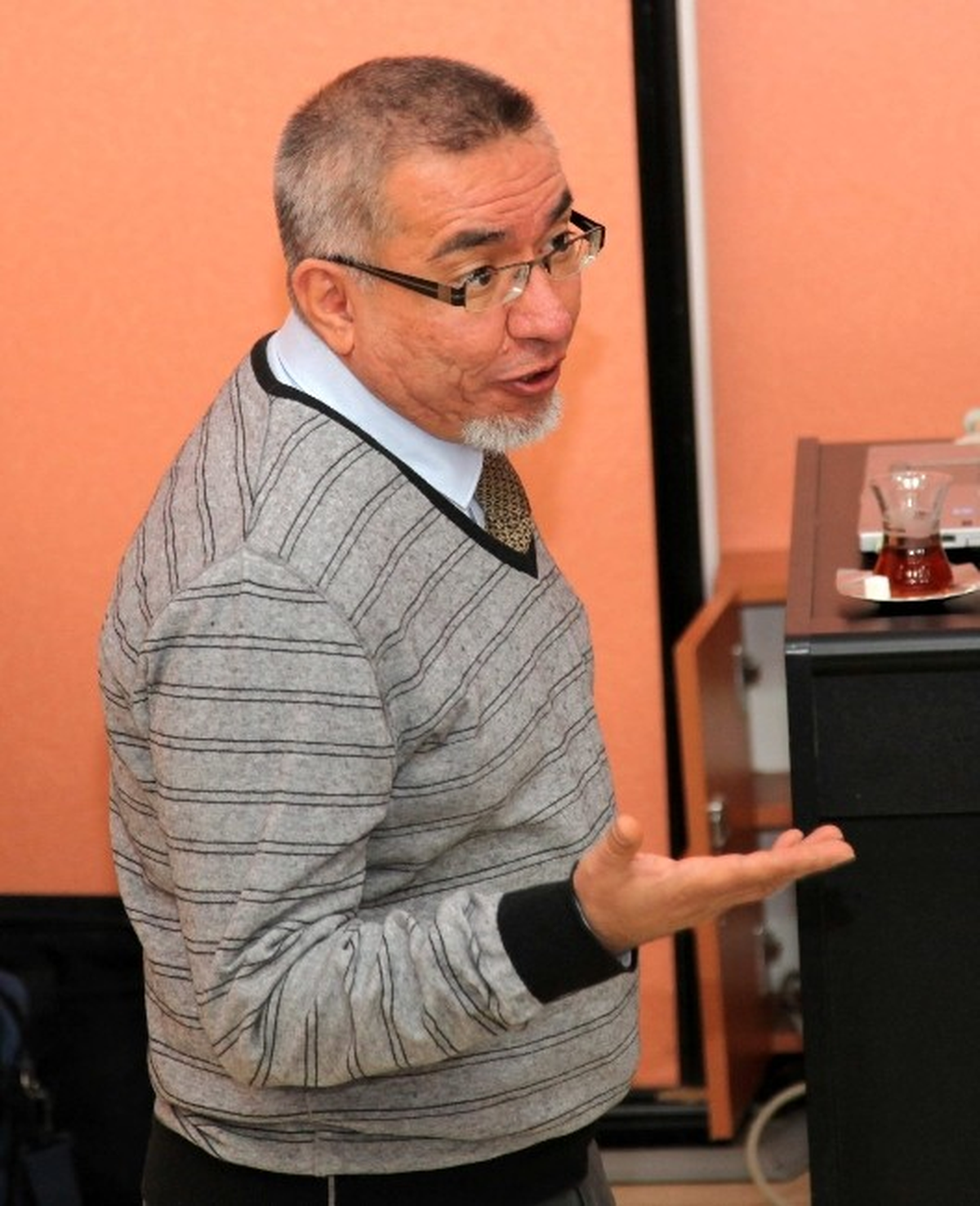 Prof. Dr. Avşar: "Geleneksel Gıdalarımıza Sahip Çıkmalıyız"