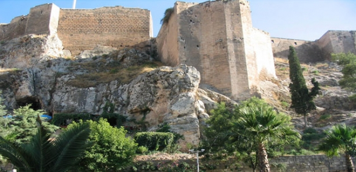 Şanlıurfa Kalesindeki Cephaneliğin Restorasyon İhalesi Yapıldı