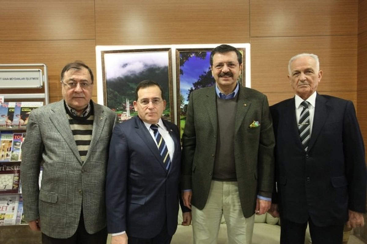 Sarp Sınır Kapısı\'ndan Rekor Geçiş