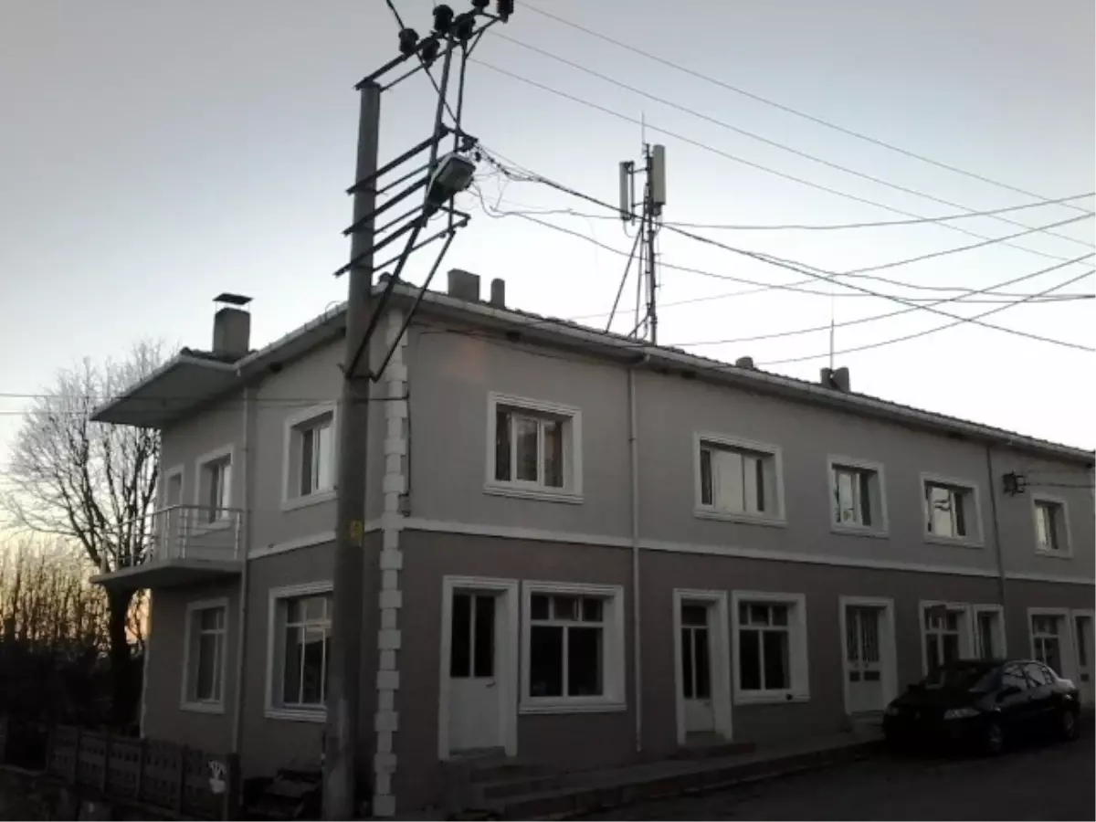 Sergen Kasabasındaki Gsm Baz İstasyonu Kaldırıldı