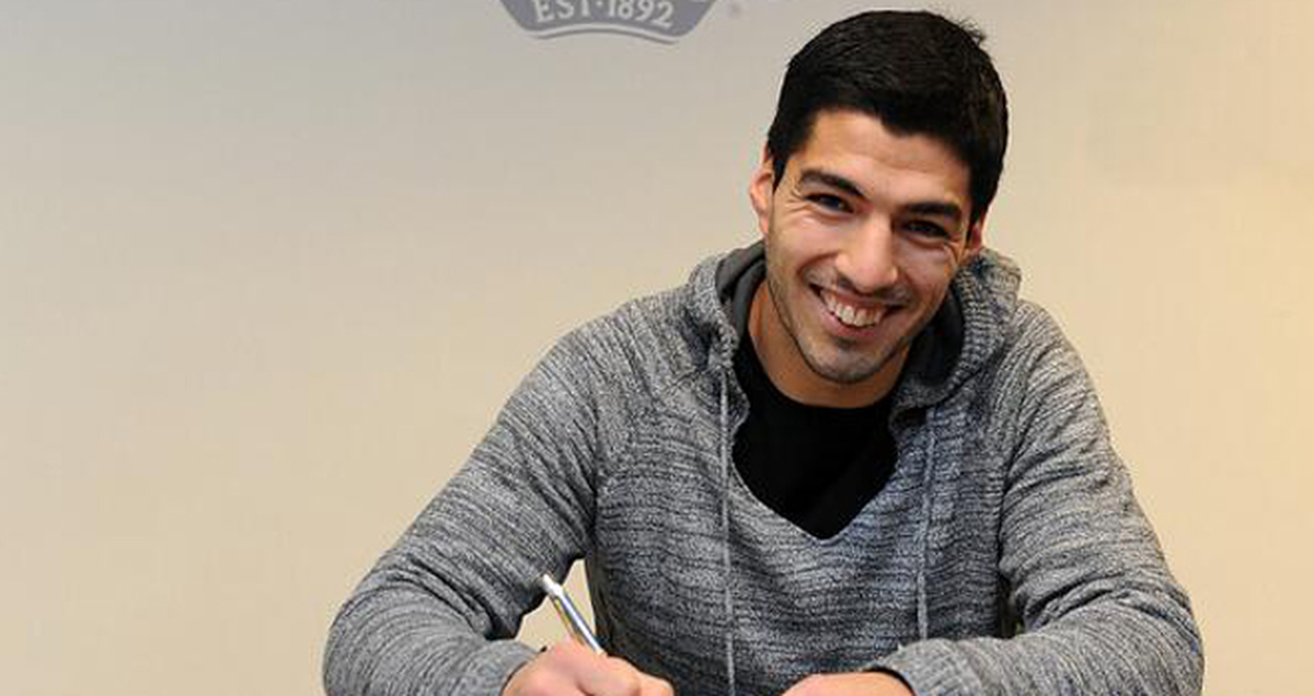 Suarez Sözleşme Yeniledi