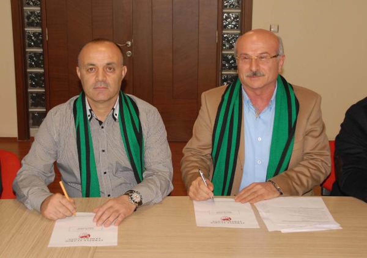 Tekden Denizlispor Borçlarını Ödedi