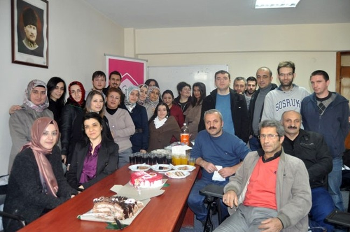 Uygulamalı Girişimcilik Kursu Mezunlarını Verdi