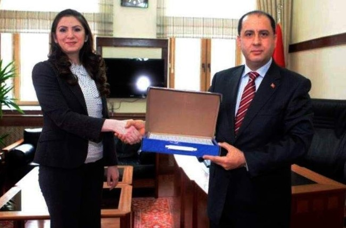 Valiye Eğlenceli Soru Bankasını Anlattı