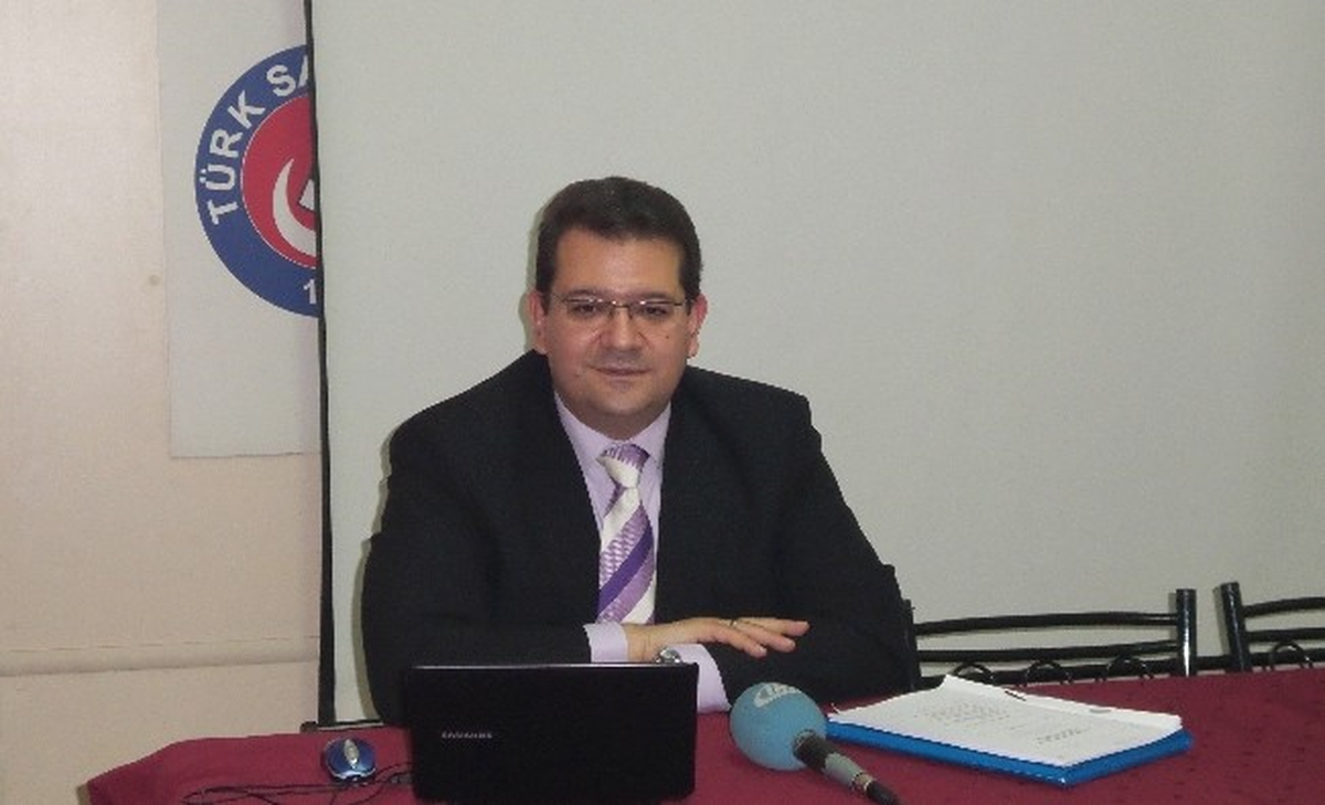 "Yurtdışında Yaşayan Türklerin Eğitim Durumu ve Yaşadıkları Sorunlar" Konferansı