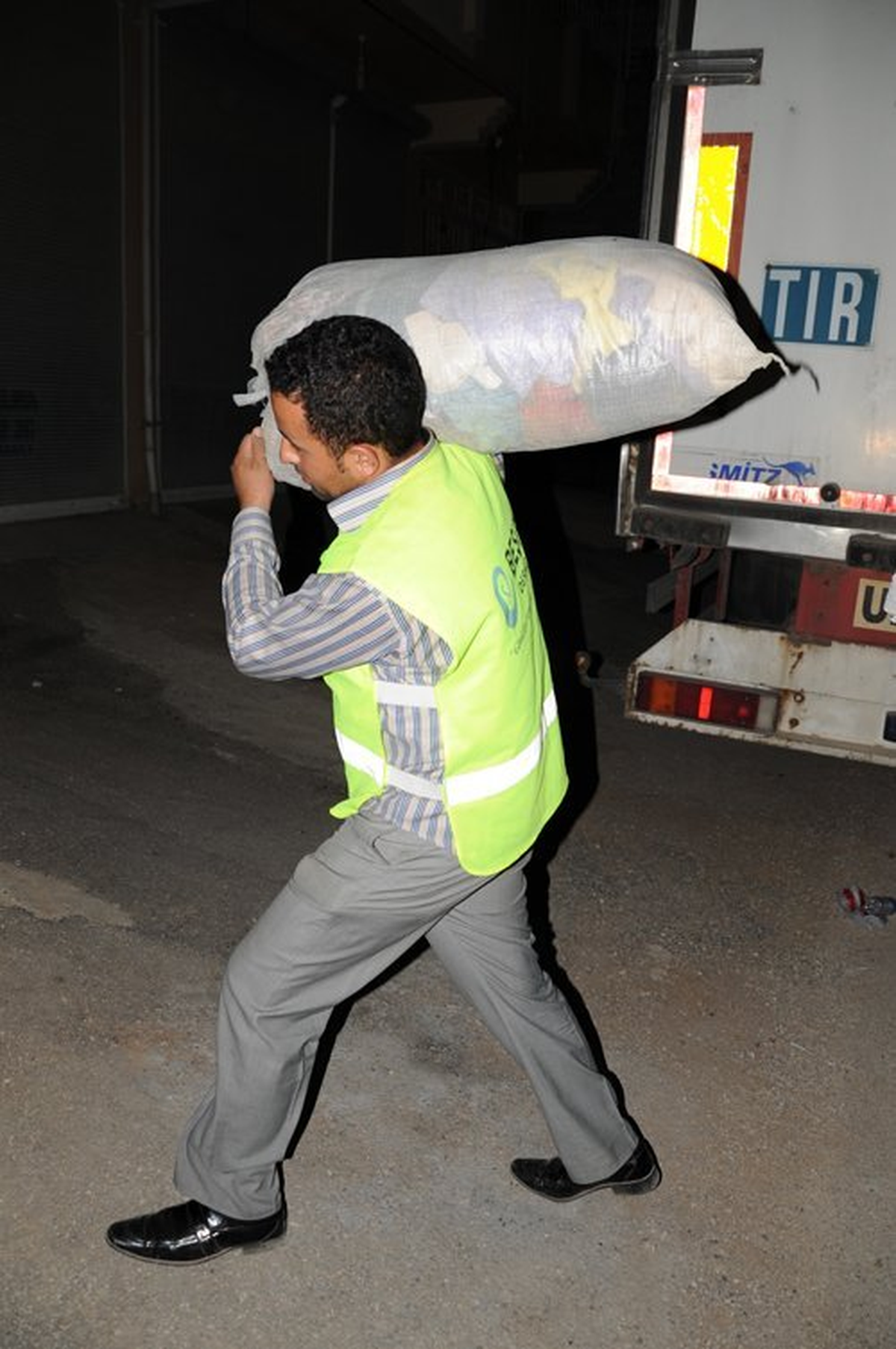 Afad\'tan Suriyeli Sığınmacılara Yardım