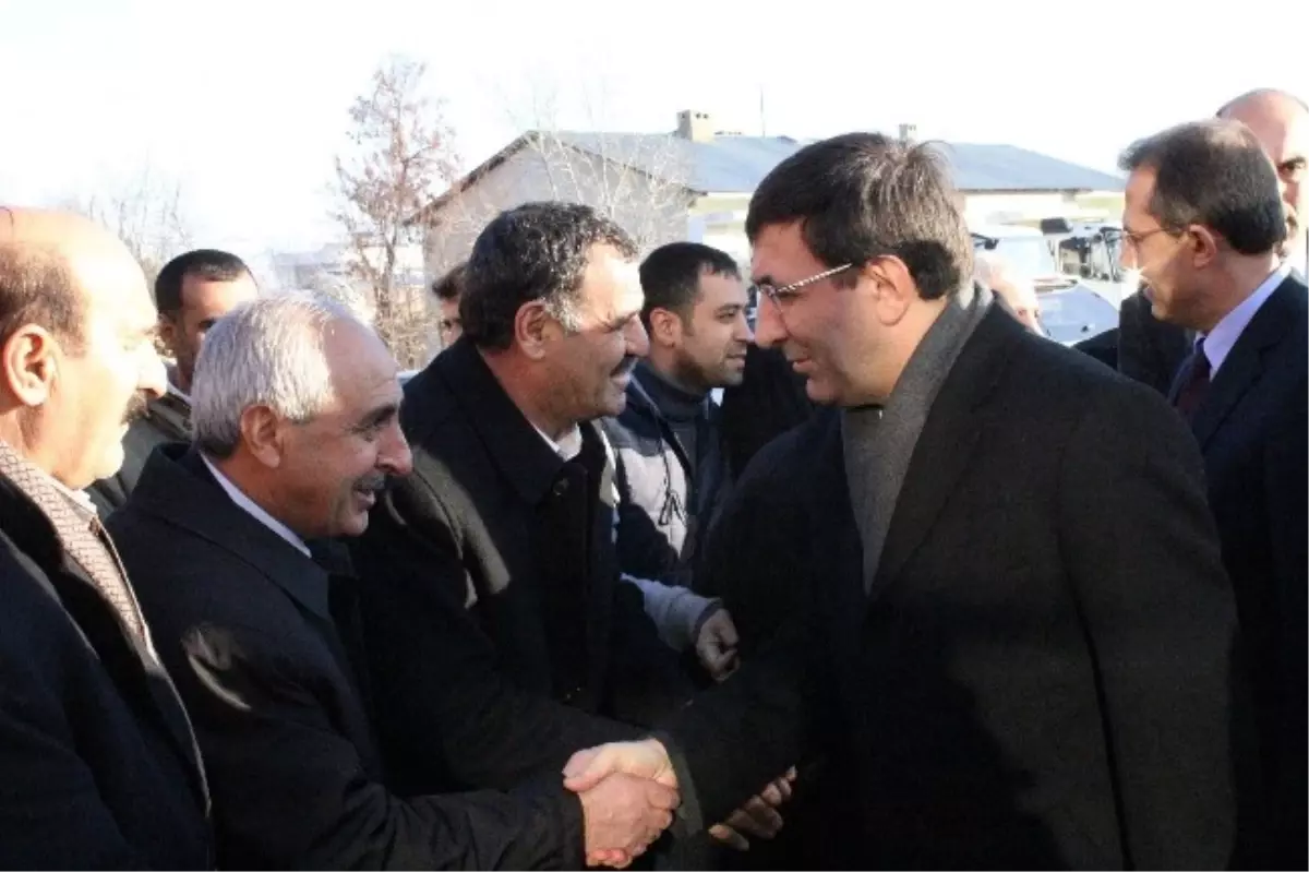 Bakan Yılmaz Bingöl\'de