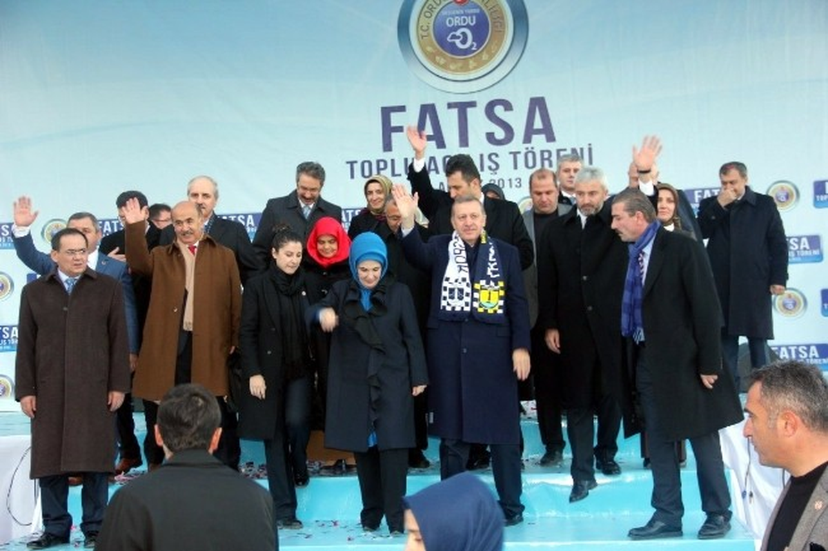 Başbakan\'a Sevgi Seli