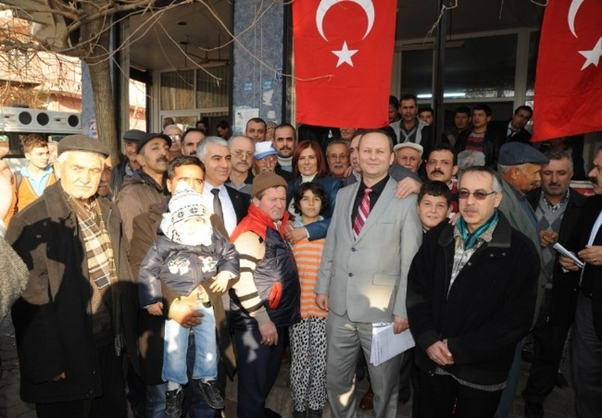Başkan Çerçioğlu Kemer Mahallesinde Vatandaşla Buluştu