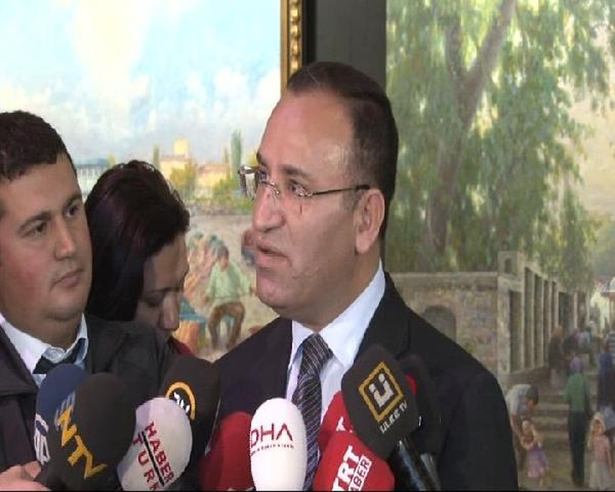 Bekir Bozdağ\'dan Açıklamalar (1)