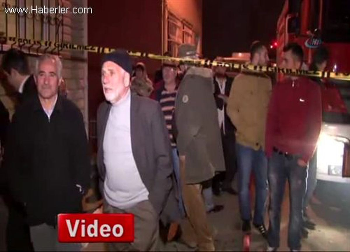 Beyoğlu\'nda Yangın Paniği