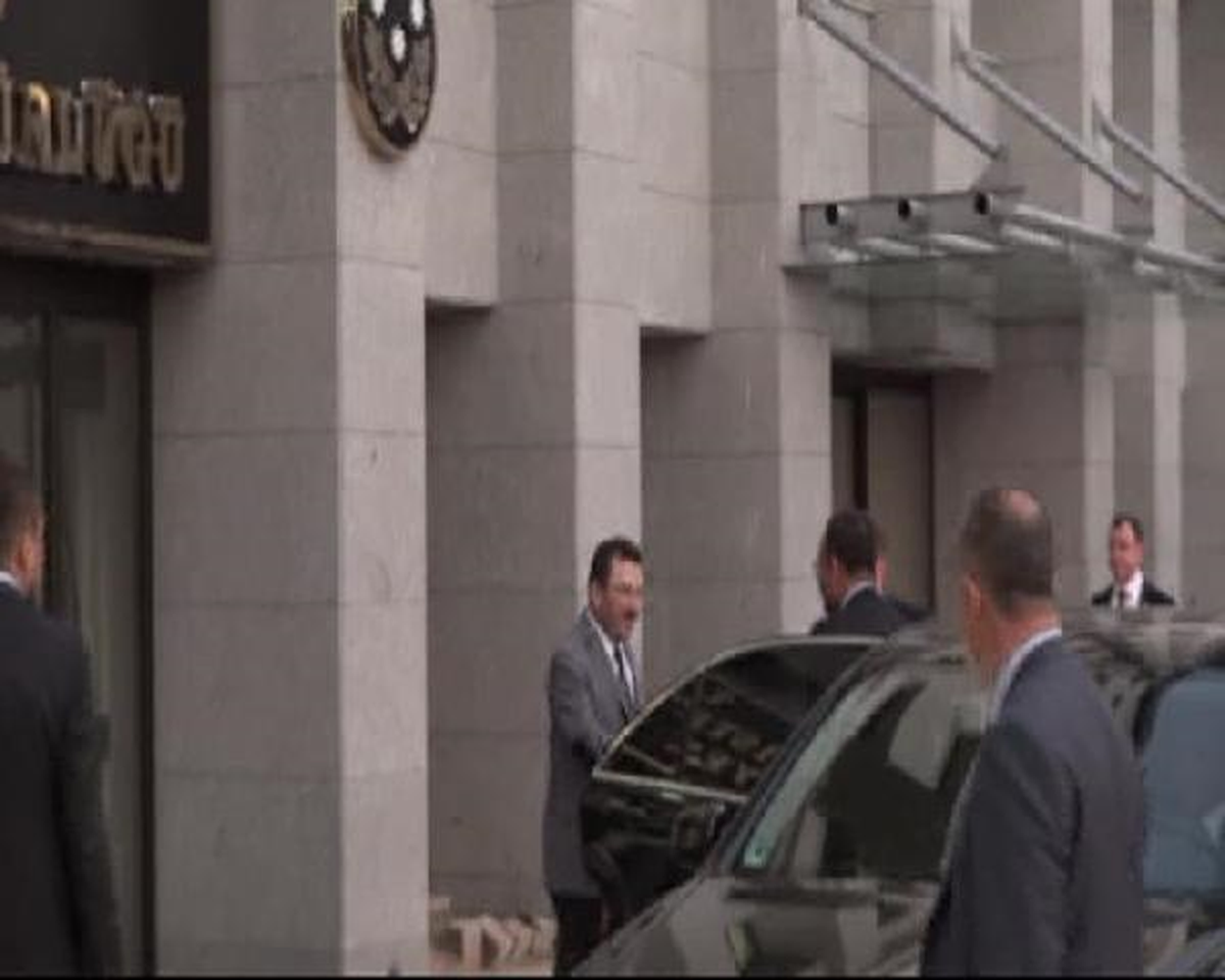 Bozdağ, İstanbul Emniyet Müdürlüğü\'ne Geldi (1)