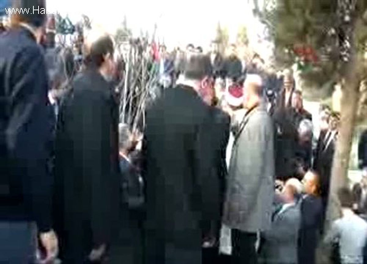 Engin Alan ve Bahçeli Beraber Toprak Attı