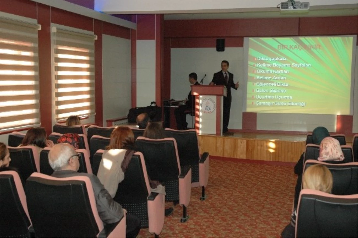 Erzurum\'da Öğretmenlere Tecrübe Paylaşımı Semineri