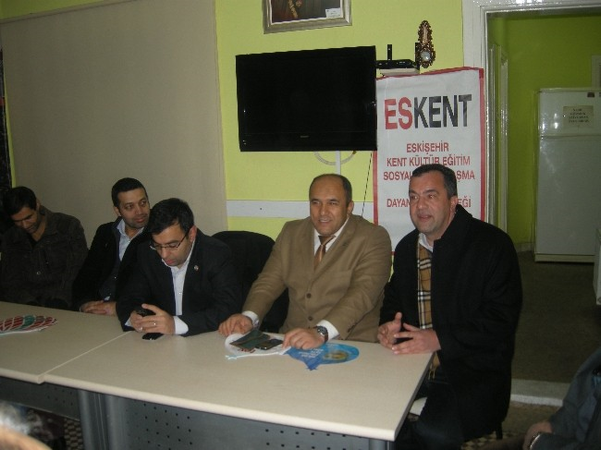 Eskent Azerbaycanlıları Konuk Etti